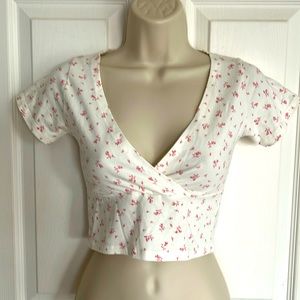 Brandy Melville crop top